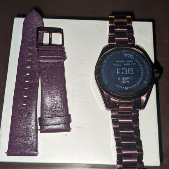 COPY - COPY - Michael kors access smart watch - Picture 2 of 2